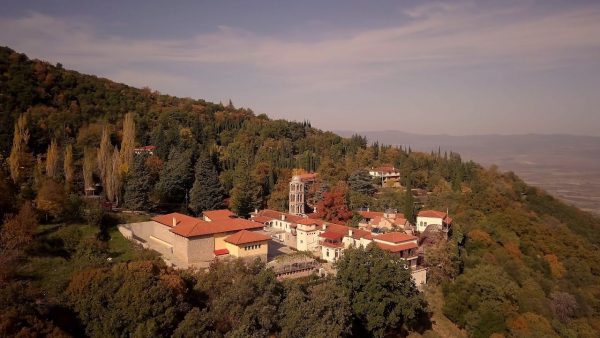 Η γιορτή της ανακομιδής των ιερών λειψάνων του Οσίου Βησσαρίωνος του Αγαθωνίτη στη Μονή Αγάθωνος