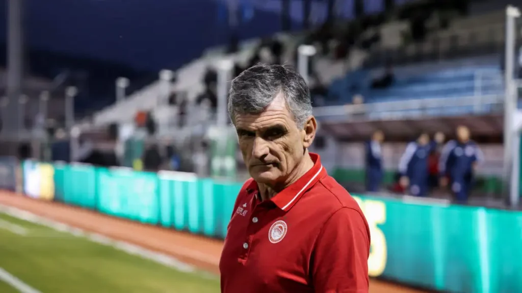 Ο Χοσέ Λουίς Μεντιλίμπαρ καλείται να βρει λύσεις στον Ολυμπιακό ενόψει και των πλέι οφ της Super League