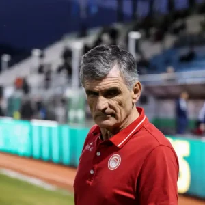 Ο Χοσέ Λουίς Μεντιλίμπαρ καλείται να βρει λύσεις στον Ολυμπιακό ενόψει και των πλέι οφ της Super League