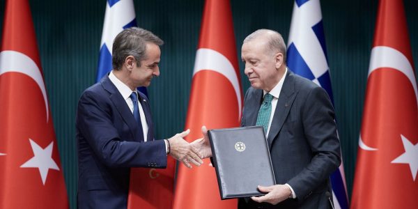 Σε θερμό κλίμα η επί 1,5 ώρα συνάντηση Μητσοτάκη με Ερντογάν - Άρση του casus belli ζήτησε ο πρωθυπουργός, όσα έγιναν στο Λευκό Παλάτι