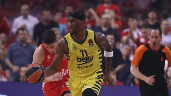 Χέιζ-Ντέιβις: Ο Παναθηναϊκός ψάχνει τη μεγάλη ανατροπή με τον Αμερικανό πάουερ-φόργουορντ