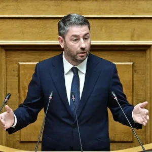 Νίκος Ανδρουλάκης: Επανακαταθέτει επίκαιρη ερώτηση στον Κυριάκο Μητσοτάκη για την ενέργεια