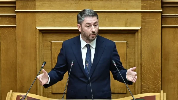 Νίκος Ανδρουλάκης: Επανακαταθέτει επίκαιρη ερώτηση στον Κυριάκο Μητσοτάκη για την ενέργεια