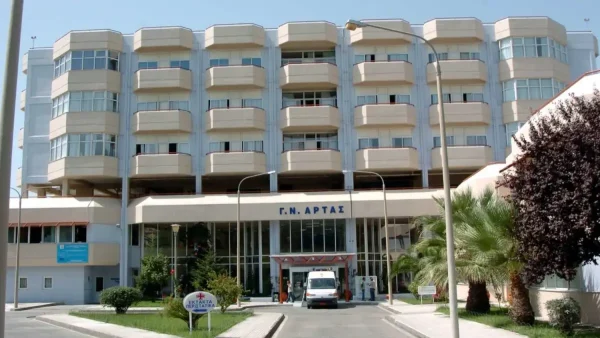 Την ώρα που θήλαζε ένιωσε αδιαθεσία η 35χρονη που ξεψύχησε στην Άρτα - Πρόλαβε να ενημερώσει τον σύζυγό της πριν καταρρεύσει