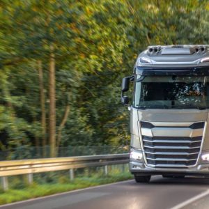 Ζητείται οδηγός με δίπλωμα Ε' κατηγορίας