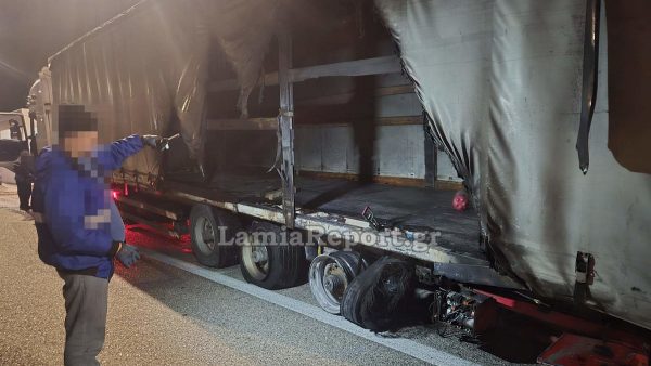 Φθιώτιδα: Νταλίκα πήρε φωτιά εν κινήσει