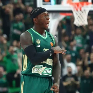 Παναθηναϊκός – Παρί: Με Κέντρικ Ναν η 12άδα του «τριφυλλιού» στο ματς της Euroleague