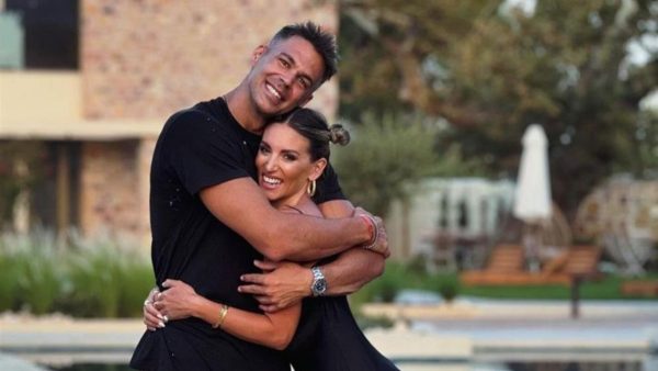 Αθηνά Οικονομάκου - Μπρούνο Τσερέλα: Η Σταματίνα Τσιμτσιλή αποκαλύπτει για τα προσκλητήρια και τον γάμο του ζευγαριού