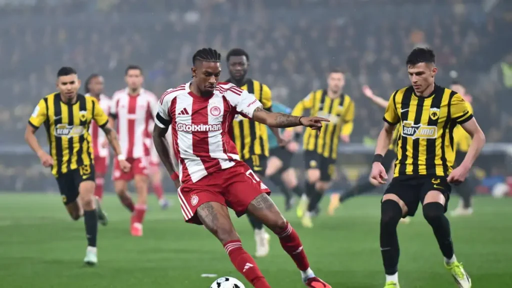 Super League: «Όρθιος» ο Ολυμπιακός, κερδισμένος ο ΠΑΟΚ και ανανεωμένος ο Παναθηναϊκός