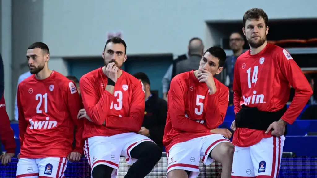 Το μήνυμα του Ολυμπιακού μετά τον χαμένο τελικό: «Το Κύπελλο χάθηκε, όμως η μάχη μαίνεται»