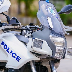 Μοσχάτο: Συνελήφθη 33χρονος με πιστόλι και χειροβομβίδα-ρέπλικα