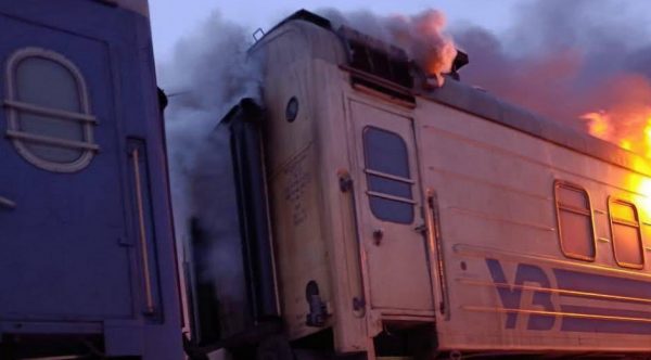 Οι ρωσικές επιθέσεις επικεντρώνονται τώρα στο σιδηροδρομικό δίκτυο της Ουκρανίας λέει ο Ζελένσκι