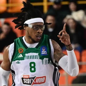 Παναθηναϊκός – ΠΑΟΚ 101-71: Οι πράσινοι διέλυσαν τους Θεσσαλονικείς και έκλεισαν ραντεβού με τον Ηρακλή στα ημιτελικά του Κυπέλλου Ελλάδας