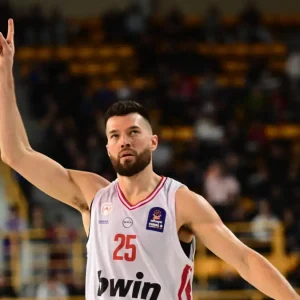 Ολυμπιακός – ΑΕΚ 81-67: Άνετη πρόκριση των Πειραιωτών στον ημιτελικό του Allwyn Final 8 κόντρα στην αποδεκατισμένη Ένωση