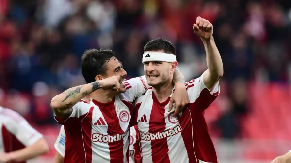 Ολυμπιακός – Παναιτωλικός 2-0: Πιρόλα και Γιαζίτσι υπέγραψαν την επιστροφή των Πειραιωτών στην κορυφή της Super League