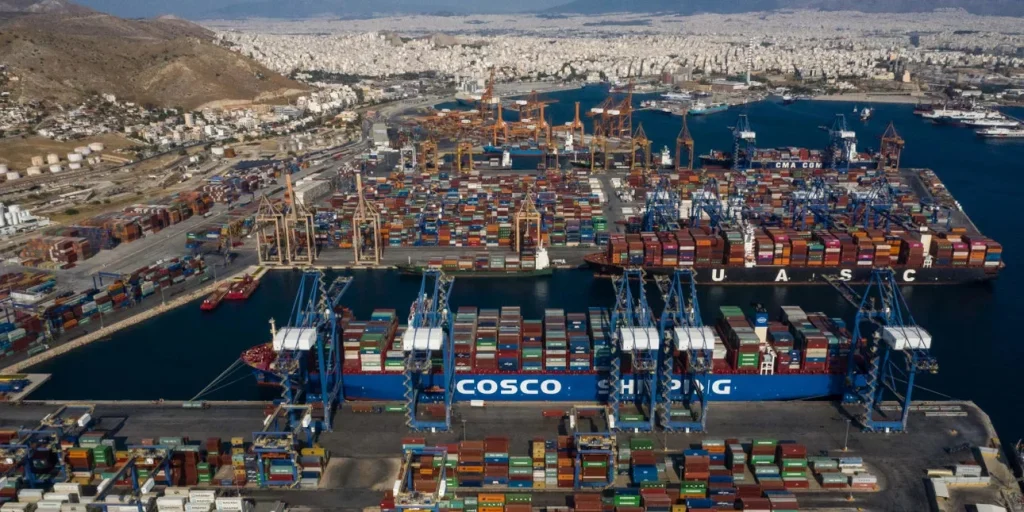 Ο Πειραιάς και το σχέδιο της ΕΕ για απώθηση των Κινέζων από τα ευρωπαϊκά λιμάνια