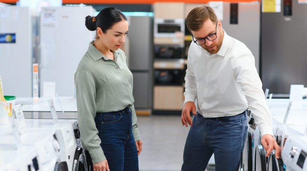 Κατάστημα ηλεκτρικών ειδών αναζητά Πωλητή