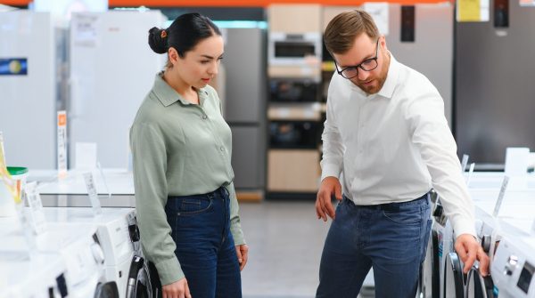 Κατάστημα ηλεκτρικών ειδών αναζητά Πωλητή