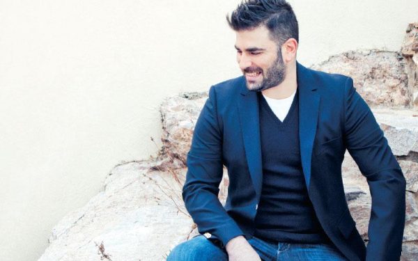 Παντελής Παντελίδης: 10 χρόνια από τον θάνατό του - «Δεν έφυγε ποτέ από τη ζωή μας» λέει ο Γρηγόρης Αρναούτογλου