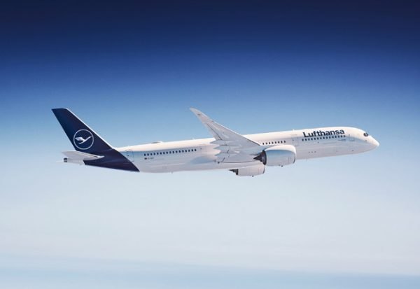 Ακυρώνονται όλες οι πτήσεις της Lufthansa: Απεργούν πιλότοι και αεροσυνοδοί