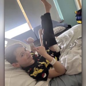 Ηνωμένο Βασίλειο: 9χρονος «ψήλωσε» 3 εκατοστά χάρη σε πρωτοποριακή επέμβαση