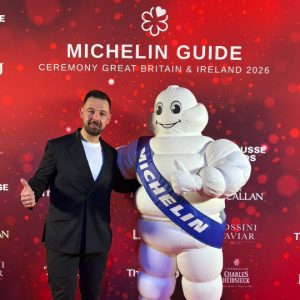 Είναι γεγονός! Ο πρώτος Λαμιώτης σεφ που πήρε αστέρι Michelin