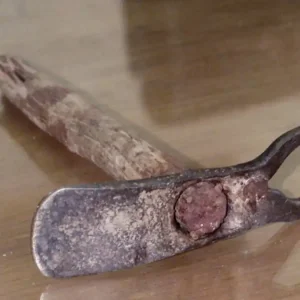 Κάθειρξη 5 ετών και κατ' οίκον έκτιση ποινής στον 72χρονο που σκότωσε με σκεπάρνι τον γιο του στη Μενεμένη Θεσσαλονίκης