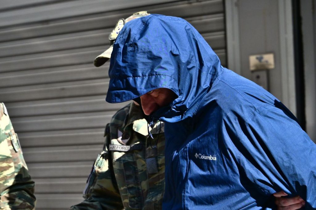 «Λύγισε» ο Σμήναρχος που κατηγορείται για κατασκοπεία – «Έδωσε» στις αρχές το όνομα συνεργού του από την Κίνα