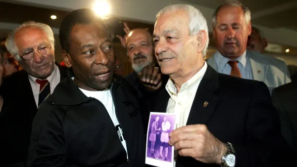 Πέθανε ο Σωτήρης Γκαβέζος, παλαίμαχος ποδοσφαιριστής του Ολυμπιακού