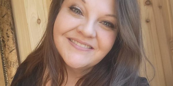 Πήγε στον οδοντίατρο για ένα σπασμένο δόντι -Έτσι ξεκίνησε η οδύσσειά της, πώς κατέληξε χωρίς δόντια