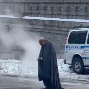 Νέα Υόρκη: Πάνω από δεκατρείς οι νεκροί λόγω του πολικού ψύχους – «Οι περισσότεροι υπέστησαν υποθερμία» λέει ο Μαμντάνι