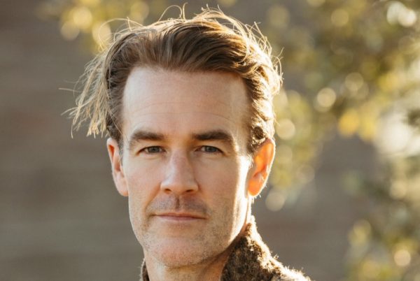 Πέθανε ο ηθοποιός Τζέιμς Βαν Ντερ Μπικ σε ηλικία 48 ετών