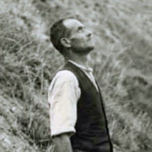 Ο φωτογράφος πάγωσε τη στιγμή. Η Ιστορία όμως δεν παγώνει. Ρωτά. (του Γιώργου Καρανάσιου)