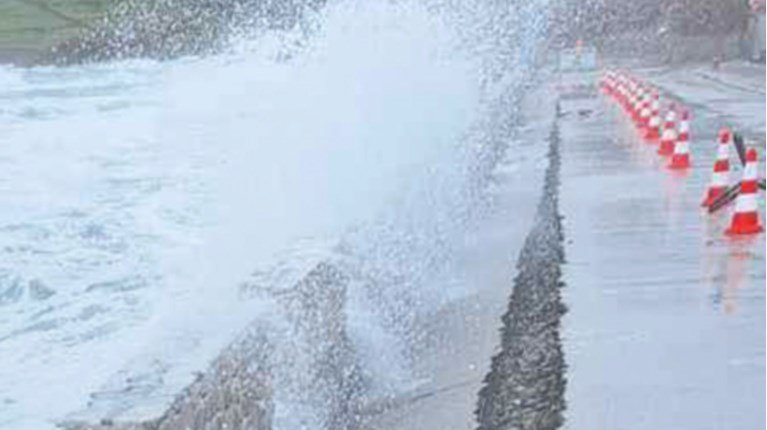 Τήνος: Σε κατάσταση έκτακτης ανάγκης το νησί - Μεγάλες ζημιές από το πέρασμα της κακοκαιρίας