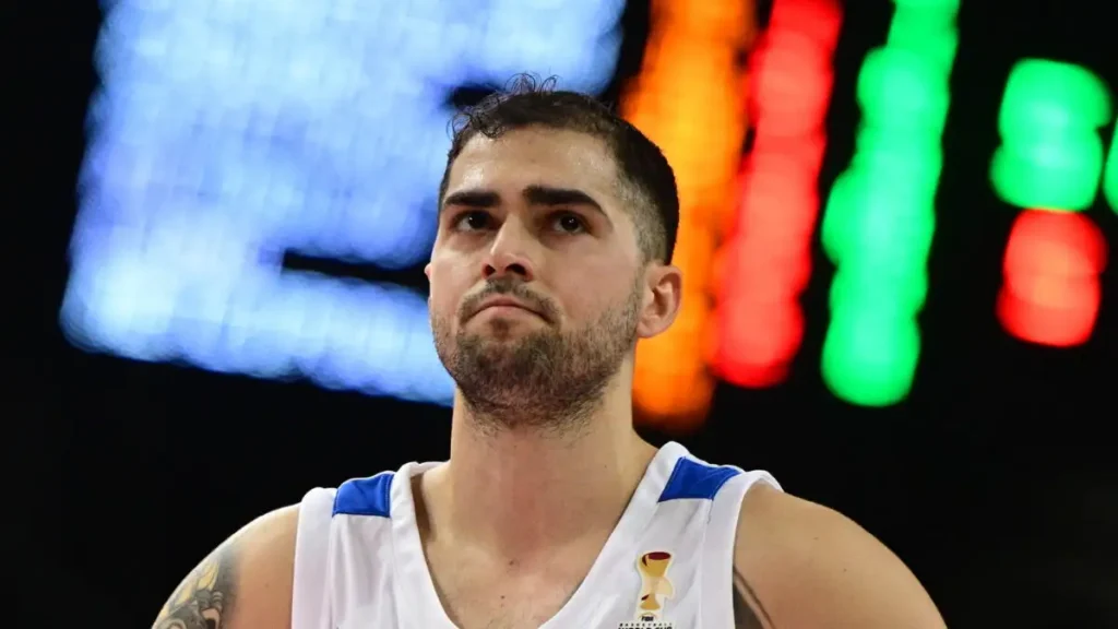 Ελλάδα – Μαυροβούνιο 65-67: Αναπάντεχη ήττα για τη γαλανόλευκη στα προκριματικά του Μουντομπάσκετ με μοιραίο Τολιόπουλο