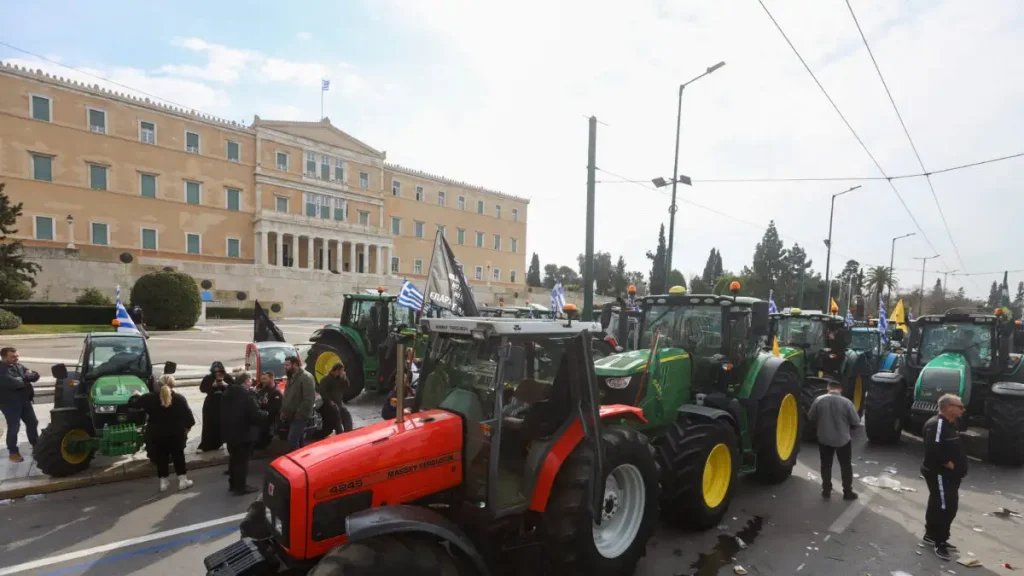 Μαρούδας για αγροτικές κινητοποιήσεις: Κατεβαίνουμε με τρακτέρ στην Αθήνα την Παρασκευή για συλλαλητήριο στο Σύνταγμα
