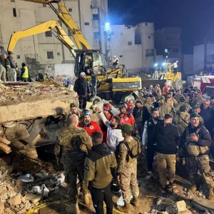 Λίβανος: Στους 9 οι νεκροί από την κατάρρευση του κτιρίου – Συνεχίζουν να αναζητούν στα συντρίμμια επιζώντες και θύματα