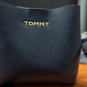 Βρέθηκε η τσάντα της φωτογραφίας