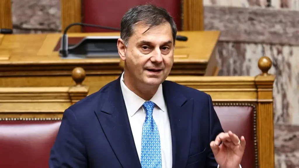 Η Ελλάδα θα παραβρεθεί ως παρατηρητής στο Συμβούλιο Ειρήνης του Τραμπ - Θα την εκπροσωπήσει ο Χάρης Θεοχάρης