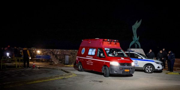 «Ζήσαμε συνθήκες "πολέμου"», λέει ο γιατρός δήμαρχος Χίου-Συγκλονίζει η περίπτωση εγκύου που έχασε το μωρό της