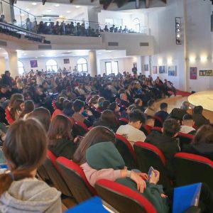 Με επιτυχία ολοκληρώθηκε το μαθητικό συνέδριο με θέμα «Ζωή Πέρα Από Τα Όρια - Εξαρτήσεις και ελευθερία»