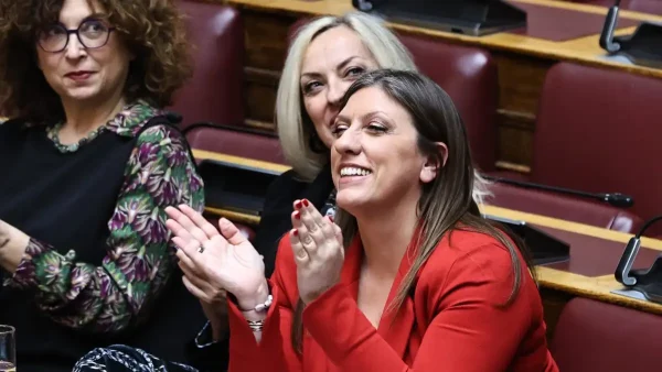 Κωνσταντοπούλου για Γεωργιάδη: «Δεν μου έκανε μήνυση γιατί είναι κότα» – Η απάντηση του υπουργού Υγείας