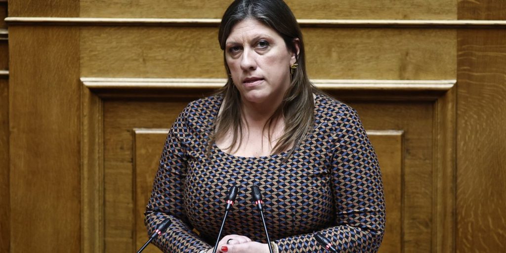 Εργαζόμενη της Πλεύσης Ελευθερίας κατηγορεί την Κωνσταντοπούλου για «bullying» και απλήρωτους μισθούς -Αναλυτικά η καταγγελία