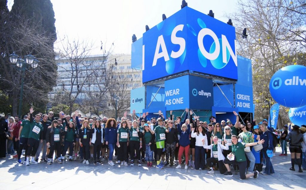 Όλη η πόλη μια γιορτή με περισσότερες από 30.000 συμμετοχές στον Ημιμαραθώνιο της Αθήνας (ΒΙΝΤΕΟ)