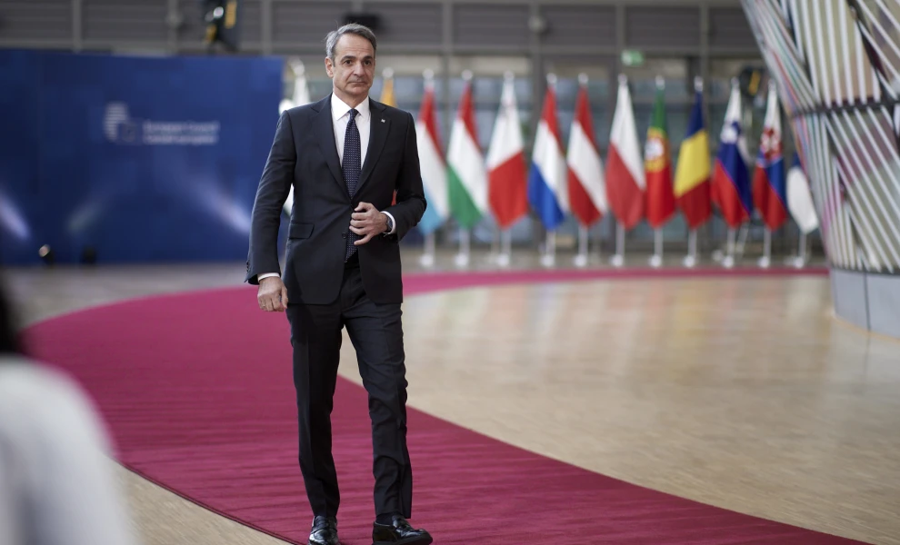 Στοχευμένα μέτρα ύψους 2 δισ. από την κυβέρνηση για τις αυξήσεις σε καύσιμα και ρεύμα - Αναμονή για το πράσινο φως από την ΕΕ