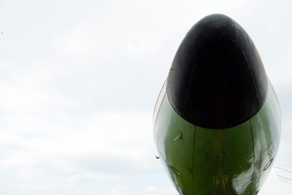 Το Ιράν ανακοίνωσε ότι εκτόξευσε πυραύλους προς το αεροπλανοφόρο USS «Abraham Lincoln» – «Το χτυπήσαμε με επιτυχία»