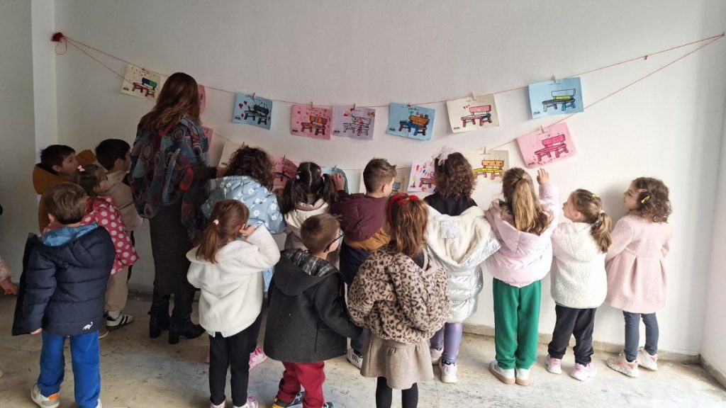 Το 30ο Νηπιαγωγείο Λαμίας επισκέφθηκε τη Δημόσια Κεντρική Βιβλιοθήκη της πόλης (ΦΩΤΟ)