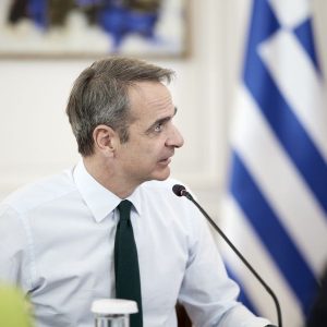 Μητσοτάκης: Ενημερώθηκε από τις πρεσβείες και τα προξενεία για την κατάσταση στη Μέση Ανατολή