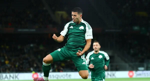 Παραμένει στον Παναθηναϊκό ο Ζαρουρί - Ενεργοποιήθηκε ο ειδικός όρος της συμφωνίας με τη Λανς