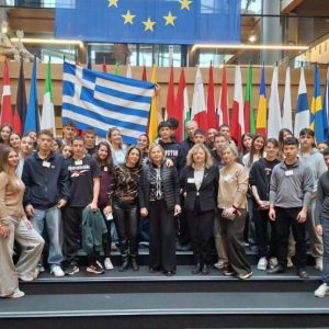 Μαθητές του 1ου ΓΕΛ Λαμίας επισκέφτηκαν το Ευρωκοινοβούλιο στο Στρασβούργο